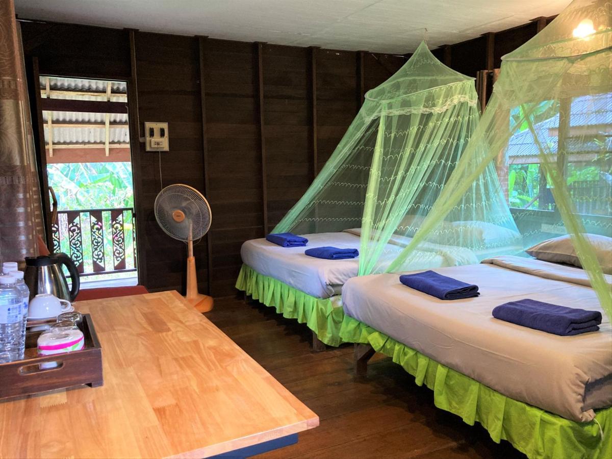 Khao Sok Morning Mist Station touristique