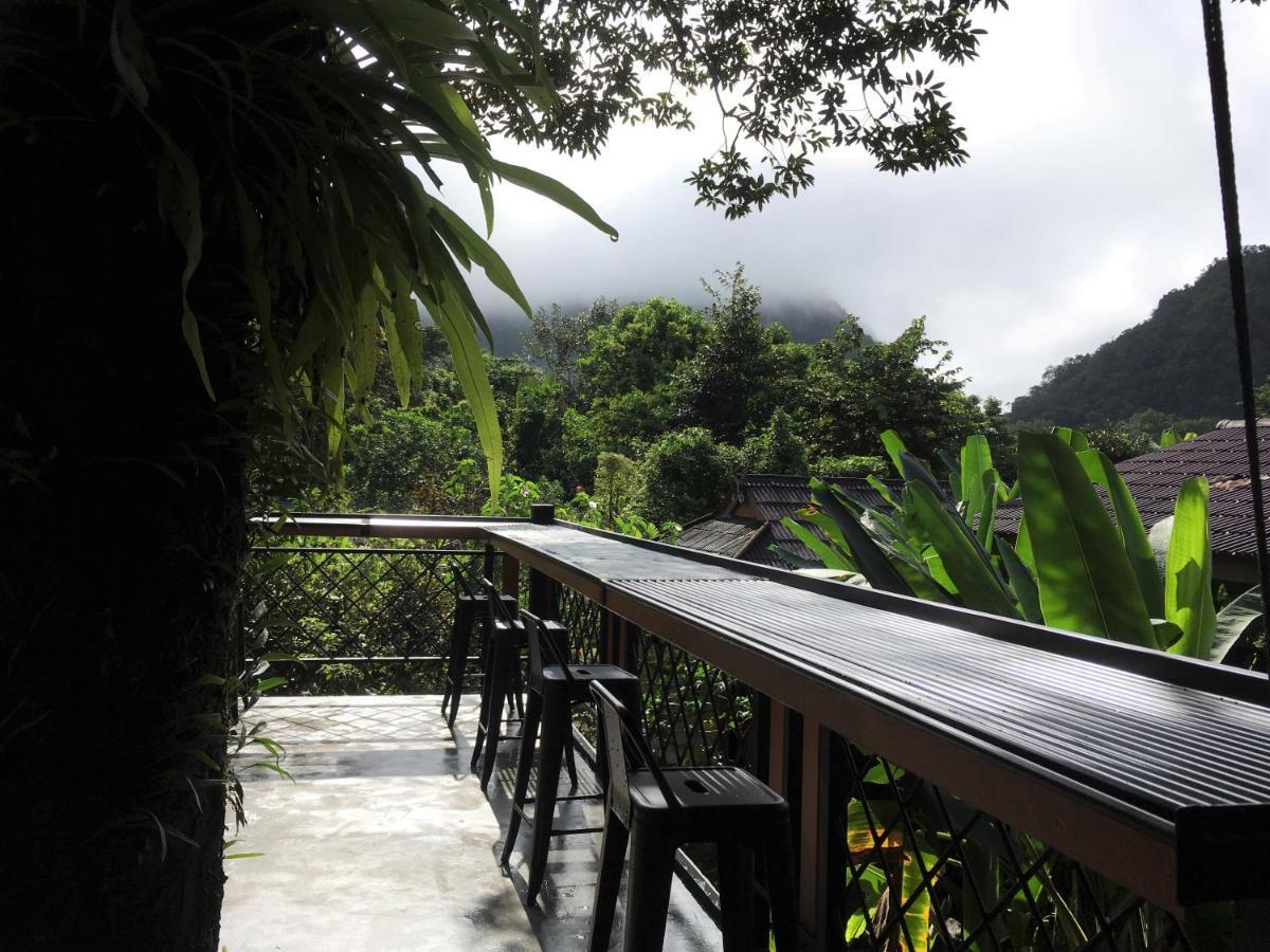 Station touristique Khao Sok Morning Mist